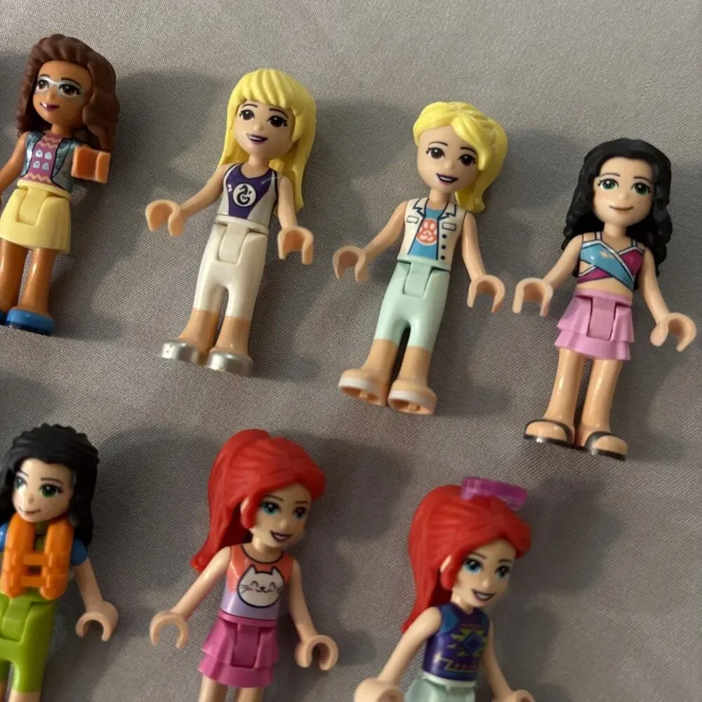 Lego Friends Random Female Girl Accessories Minifigures Marcel Ava, Lot of 12